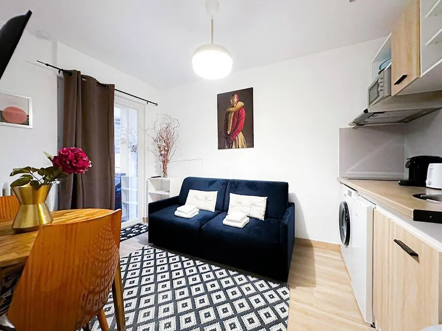 Appart 4Pers#1 Bedroom#Republique#Paris 3 0*, Paris